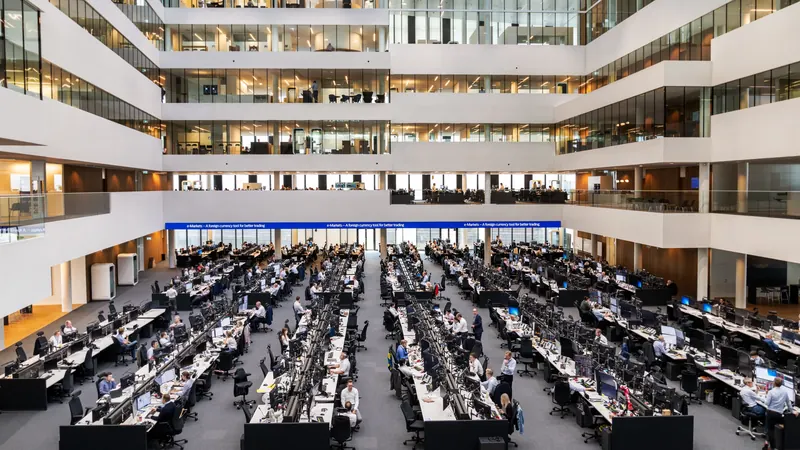 Institutional Trading and Markets